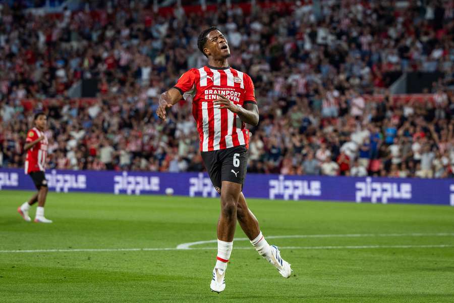 Ryan Flamingo festeja pelo PSV Ryan Flamingo festeja pelo PSV