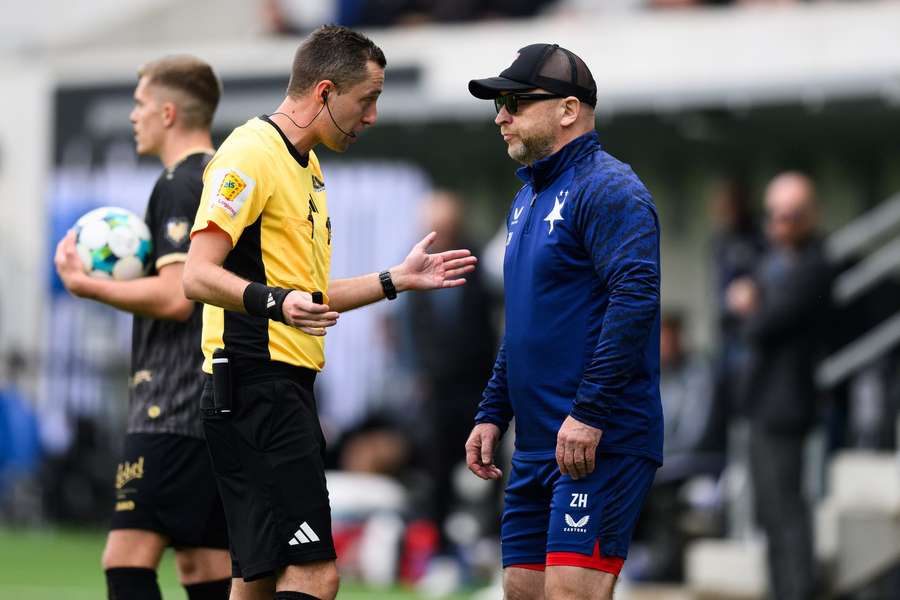 Bořil dostal dvě skvělé nabídky, reaguje Houštecký. Měl se k tomu postavit jako chlap. Co Kušej? Bořil dostal dvě skvělé nabídky, reaguje Houštecký. Měl se k tomu postavit jako chlap. Co Kušej?