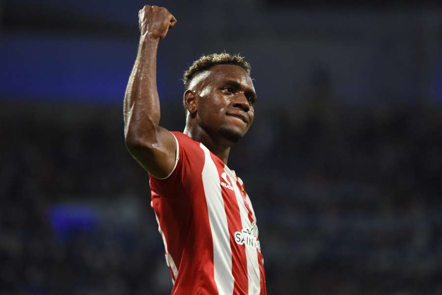 Manyoma entró en la recta final del duelo.