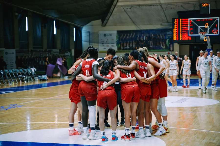Benfica perdeu na Polónia por 73-63