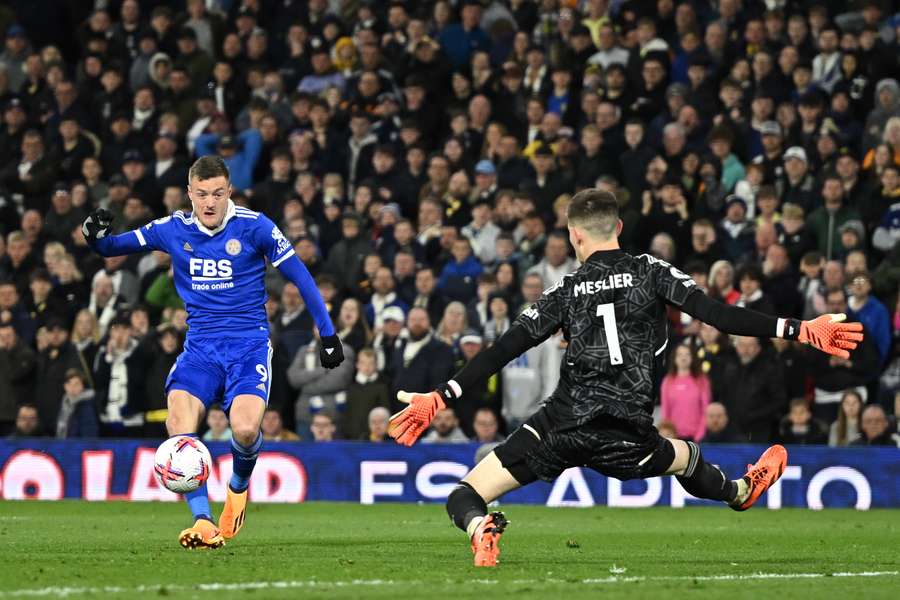 Vardy marcou o golo do empate