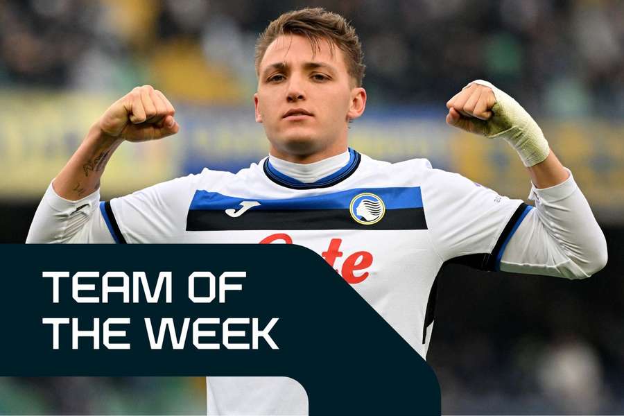 Atalanta's Mateo Retegui celebrates scoring their fifth goal against Verona on Saturday
