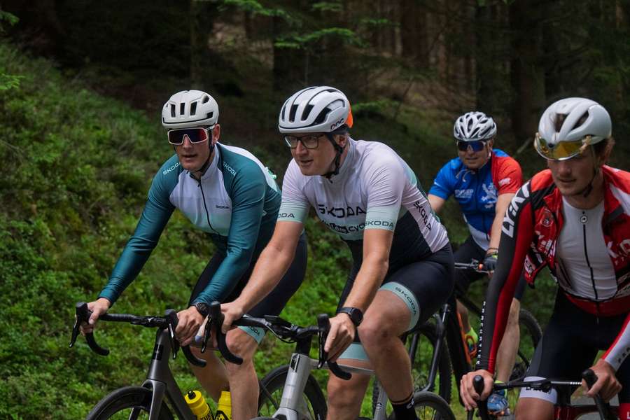 Andy Schleck não faltará à partida da corrida de ciclismo em Prachatice. Andy Schleck não faltará à partida da corrida de ciclismo em Prachatice.