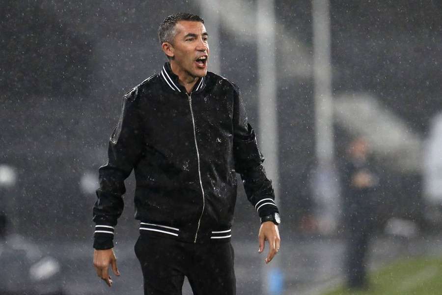 Era Bruno Lage no Botafogo começou com um empate pela Sul-Americana