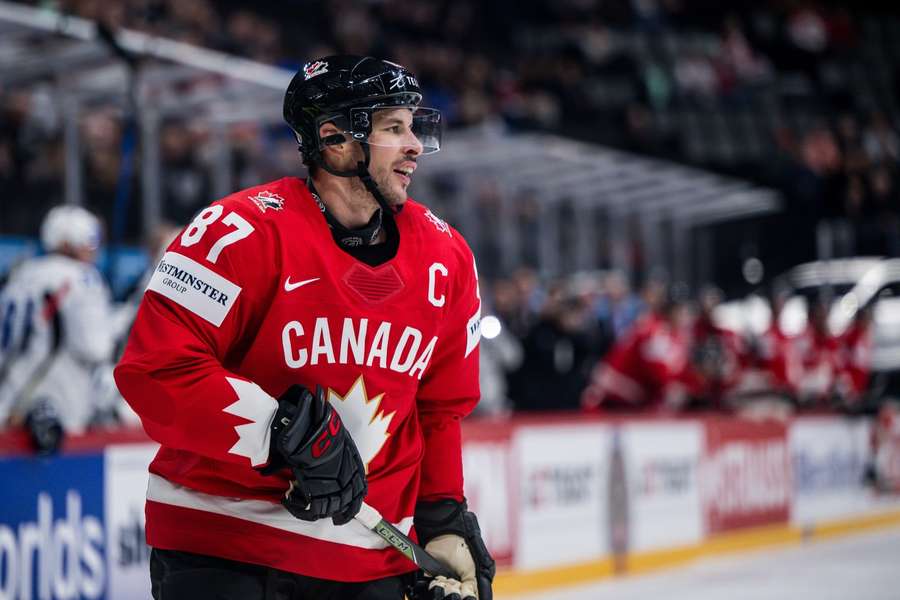 Kapitán Sidney Crosby pomohl Kanadě k výhře nad Francií.