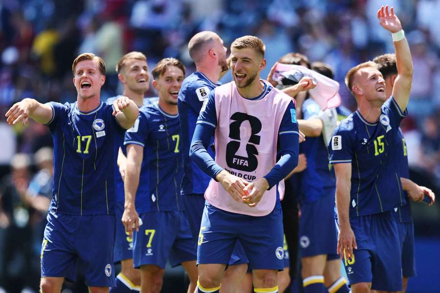 Bosnien steht erstmal in der WM-K.o.-Phase
