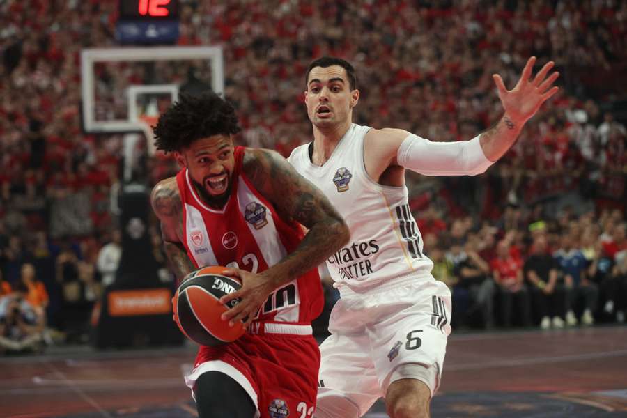 Abalde, durante la final de la Euroliga Abalde, durante la final de la Euroliga