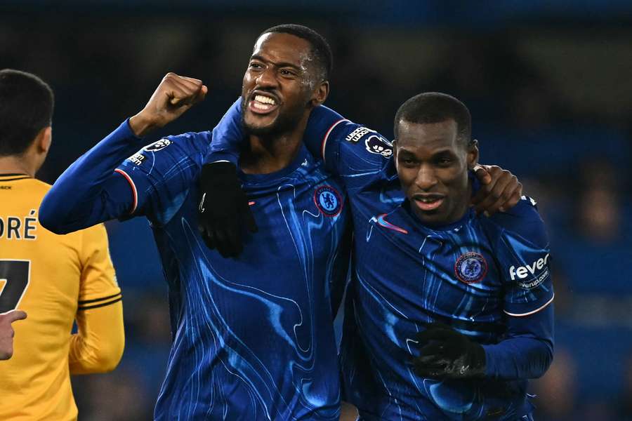 Chelsea soube superar bem susto sofrido no final do 1° tempo