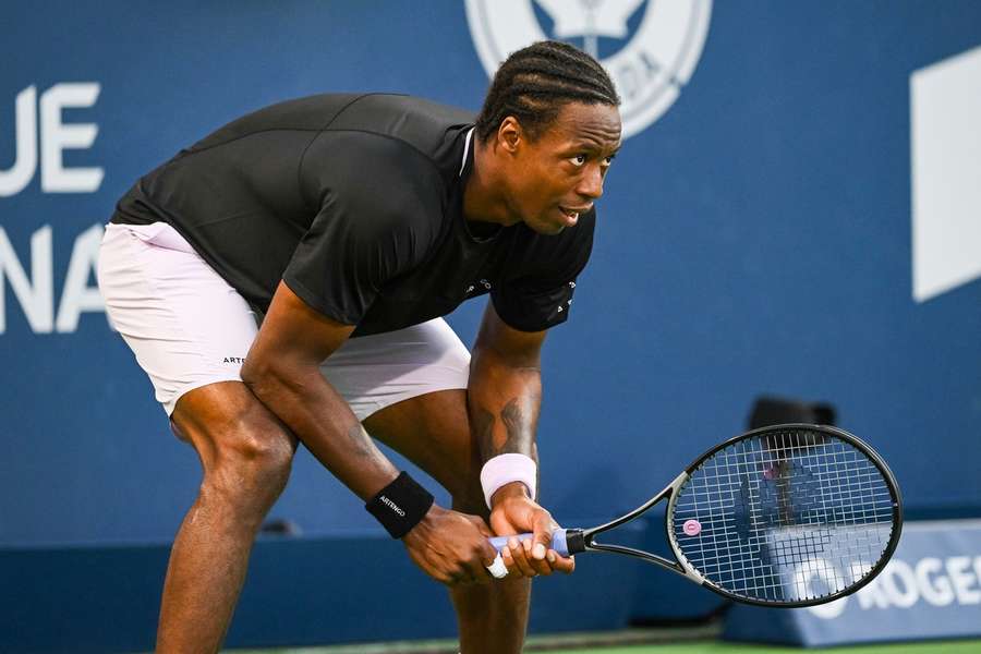 Il va falloir attendre encore un peu avant de revoir Gaël Monfils sur un court de tennis.