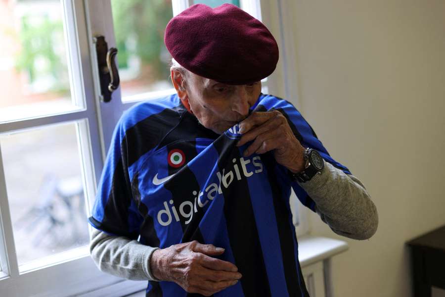 Stulatek oddałby emeryturę, byle Inter pokonał Milan w Lidze Mistrzów