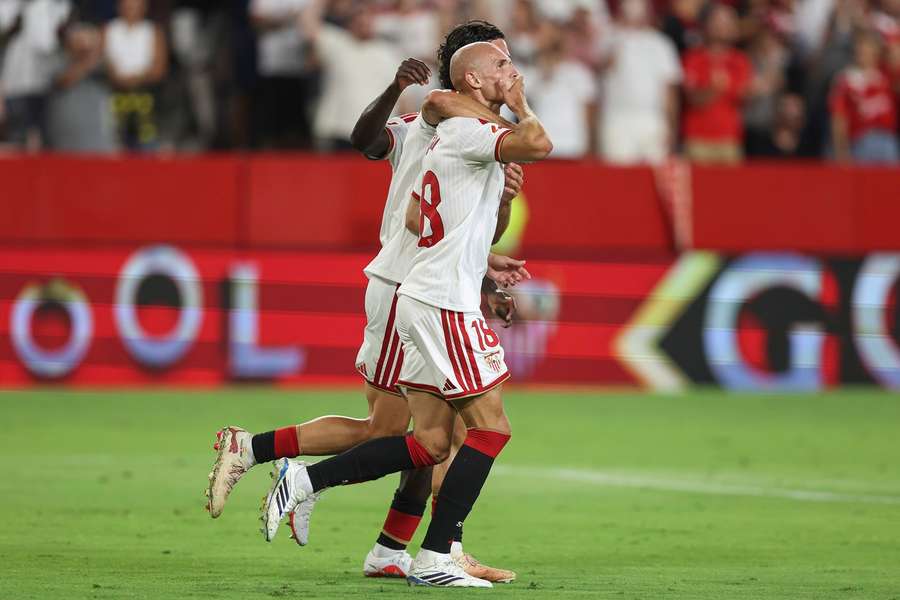 Sevilla beat Rayo Vallecano 2-1 on Saturday