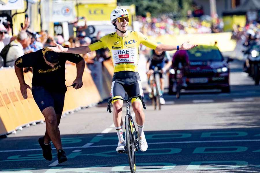 Lider Pogacar wygrał 19. etap Tour de France i powiększył przewagę