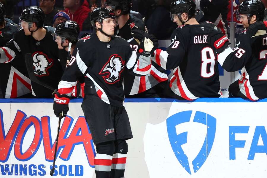 Jiří Kulich si připsal sedmou asistenci v této sezoně NHL.