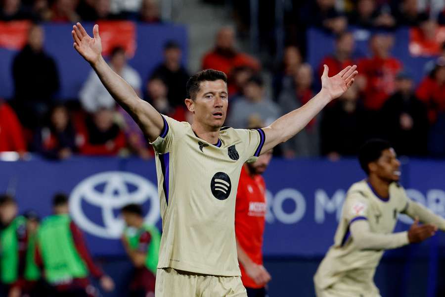 Atacantul Barcelonei, Lewandowski, dezvăluie că este deschis să coboare un nivel