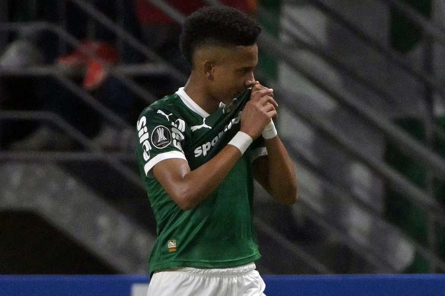 Estêvão se despediu do Allianz Parque com grande atuação