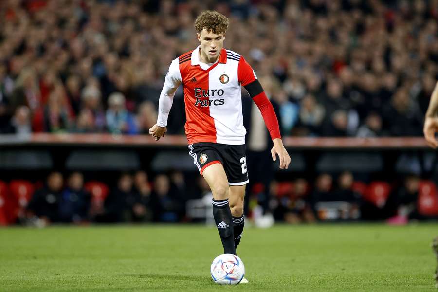 Mats Wieffer tegen PEC Zwolle voor het eerst in de basis bij Feyenoord