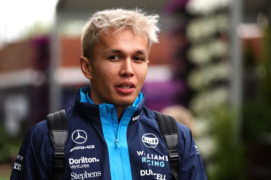 Alex Albon tem ido bem na Williams