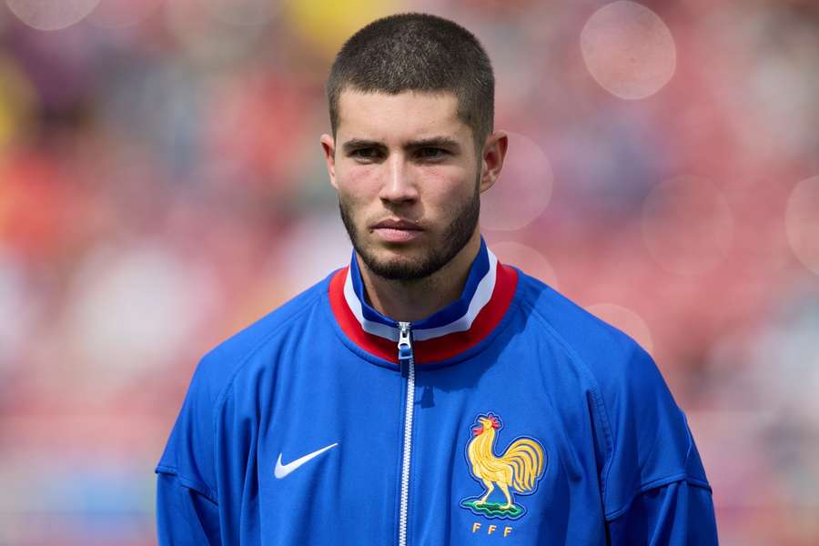 Algeria îl vizează pe fundașul lui Real Betis, Elyaz Zidane