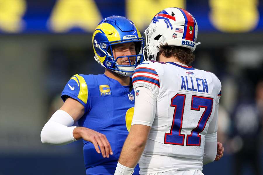 Matthew Stafford (L) and Josh Allen won the last two NFL MVP awards