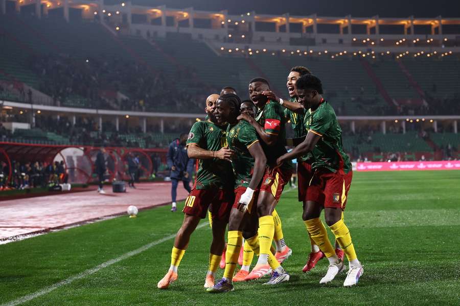 Karl Etta Eyong fez o golo da vitória dos Camarões