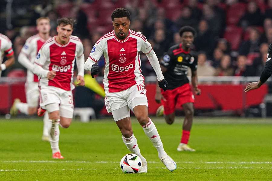 Ungdomstræner blæst bagover: Kontaktet Ajax-talentspejder i turneringen for 12-årige