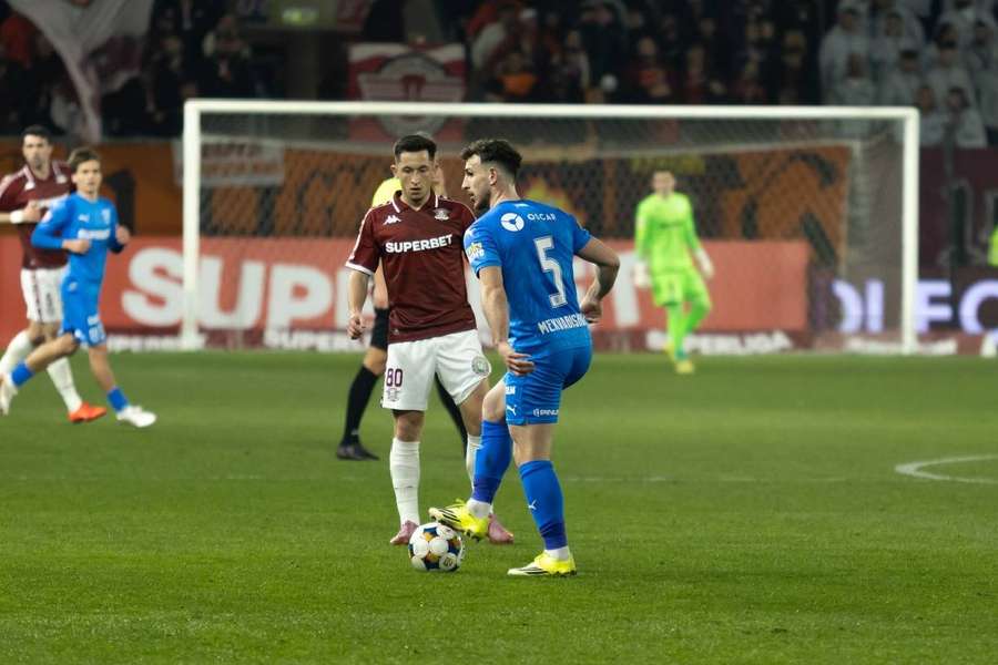 În ultima întâlnire directă, Rapid și Universitatea Craiova au remizat în Giulești, scor 1-1