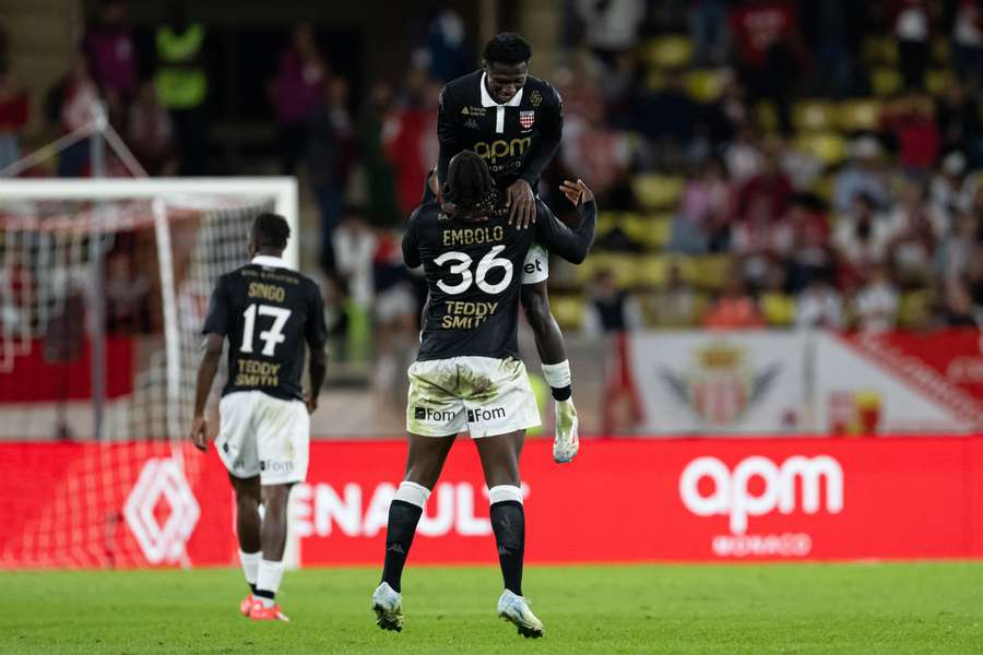 Gol w 98. minucie daje zwycięstwo, Monaco dogania PSG w tabeli Ligue 1