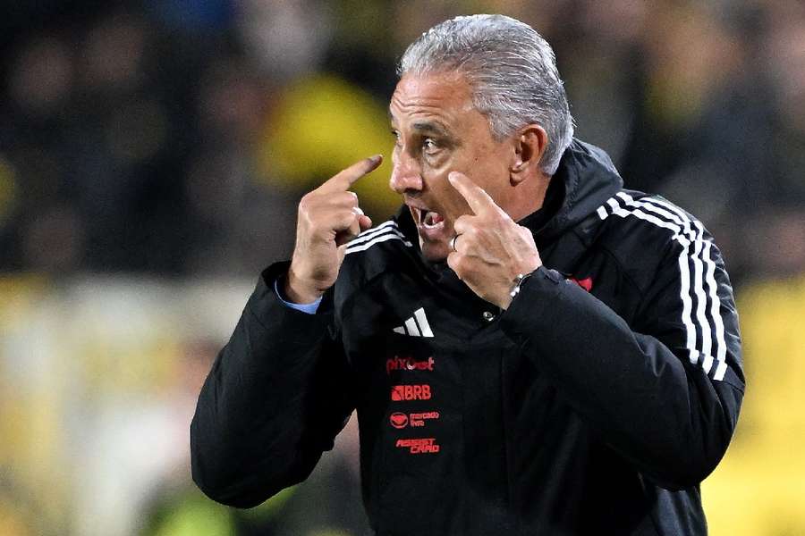 Tite não conseguiu levar Flamengo à semifinal da Copa Libertadores, mesmo tendo maior posse de bola