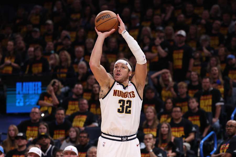 Szalone końcówki meczów w NBA. Niespodziewane porażki Celtics i Thunder