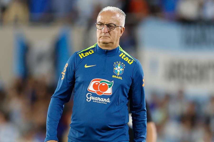 Dorival Júnior não resistiu ao atropelamento contra a Argentina