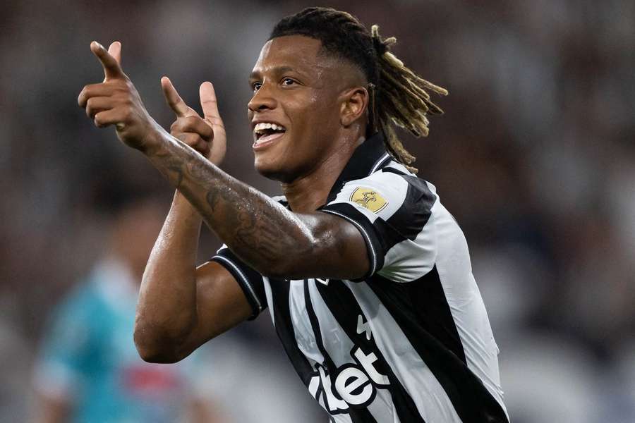 Danilo vive temporada mais artilheira da carreira