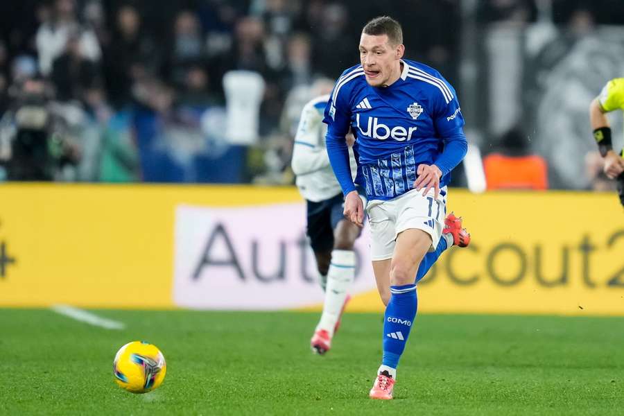 Andrea Belotti cambia Como por Benfica