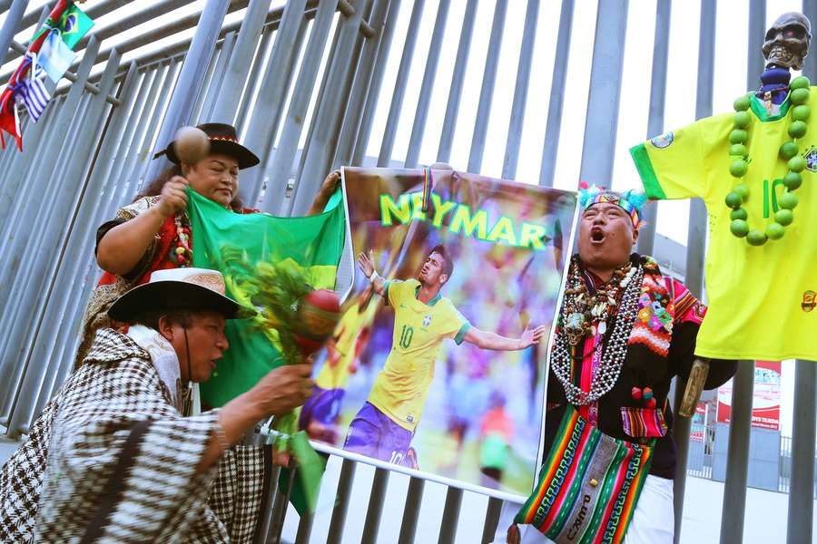 Peruaanse sjamanen 'neutraliseren' Neymar in WK-kwalificatieritueel