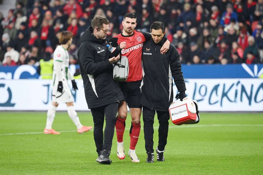 Martin Terrier verletzte sich bereits nach 8 Minuten ohne gegnerische Einwirkung.