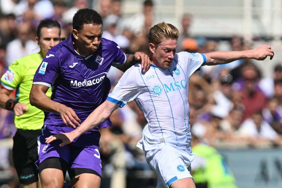 Fiorentina e Napoli empatam na Serie A e estacionam na classificação Fiorentina e Napoli empatam na Serie A e estacionam na classificação
