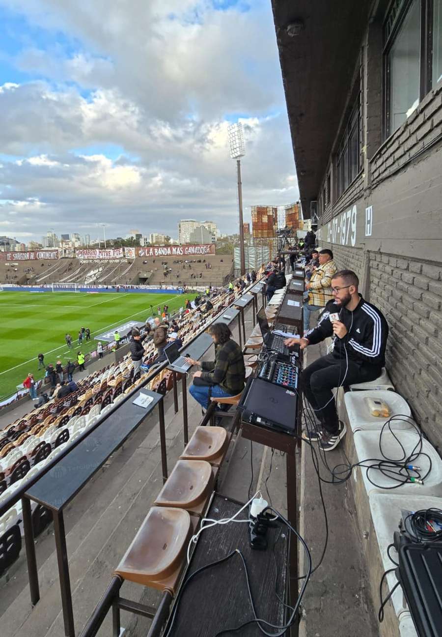 Setor de imprensa do estádio Ciudad de Vicente Lopez