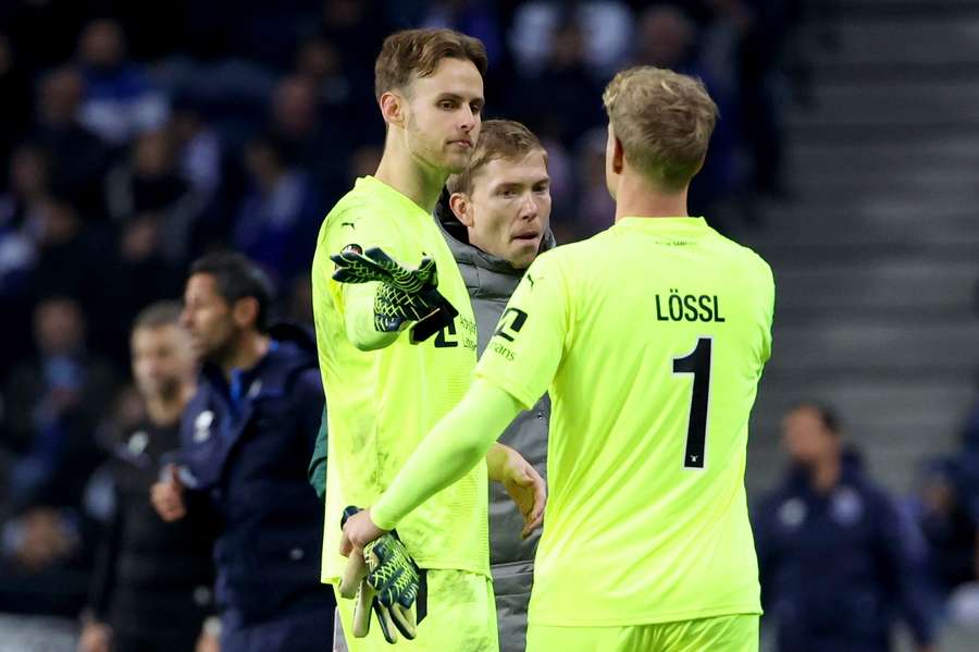 Elias Olafsson saiu lesionado