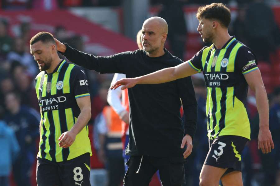 Guardiola warns Manchester City they must fight for Champions League spot  after Forest loss | Flashscore.com