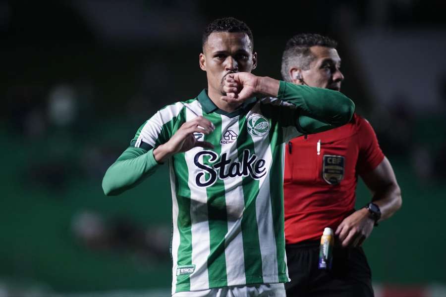 Daniel Peixoto fez o gol da vitória do Juventude Daniel Peixoto fez o gol da vitória do Juventude