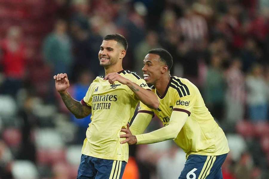 Arsenal triumphiert gegen Sunderland. Arsenal triumphiert gegen Sunderland.
