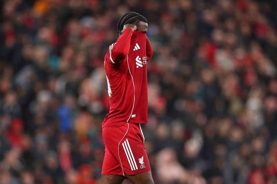 Nallovi se zatím v dresu Liverpoolu moc nedaří.  Nallovi se zatím v dresu Liverpoolu moc nedaří.