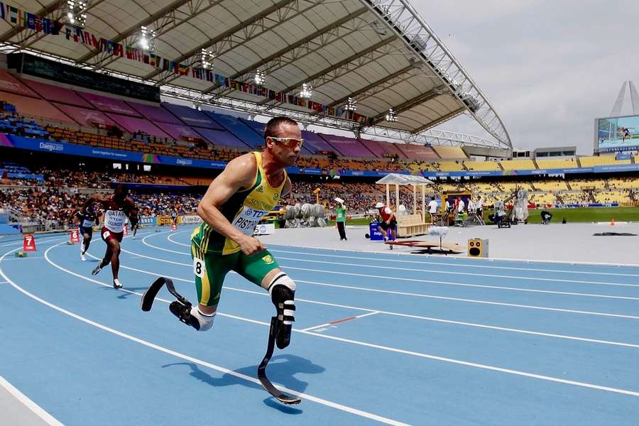 Der frühere südafrikanische Paralympics-Star Oscar Pistorius wird an diesem Freitag vorzeitig aus der Haft entlassen.