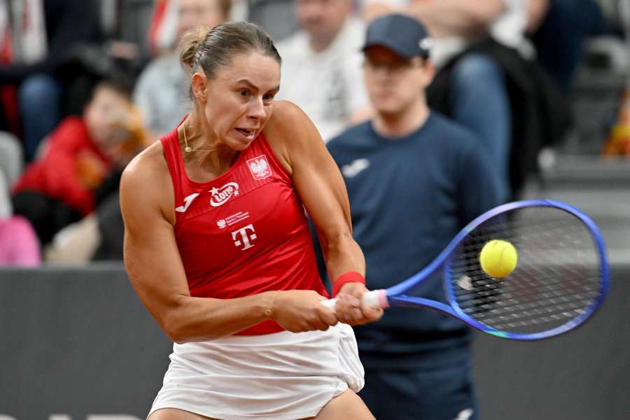 Linette wygrała z Golubic, Polska prowadzi ze Szwajcarią 2:0 w Billie Jean King Cup