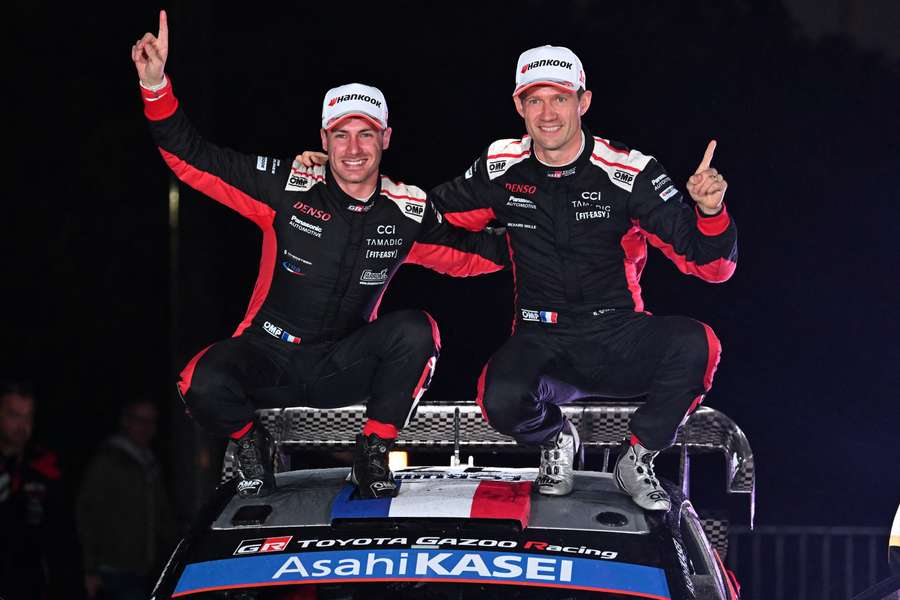 Sébastien Ogier und sein Co-Pilot beim Rennen in Japan
