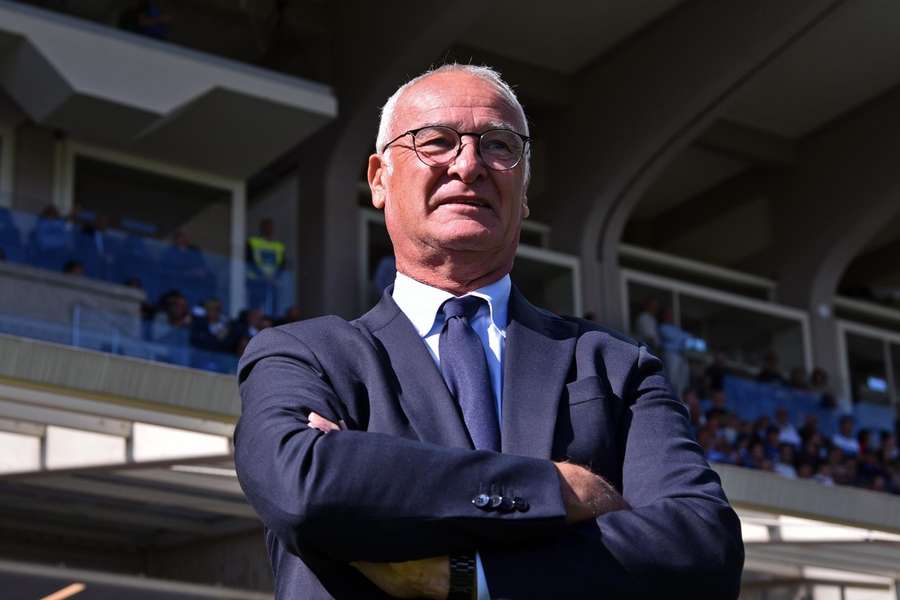 Ranieri uśmiecha się przed meczem z AC Milan, Wieteska i Prati są z powrotem dostępni