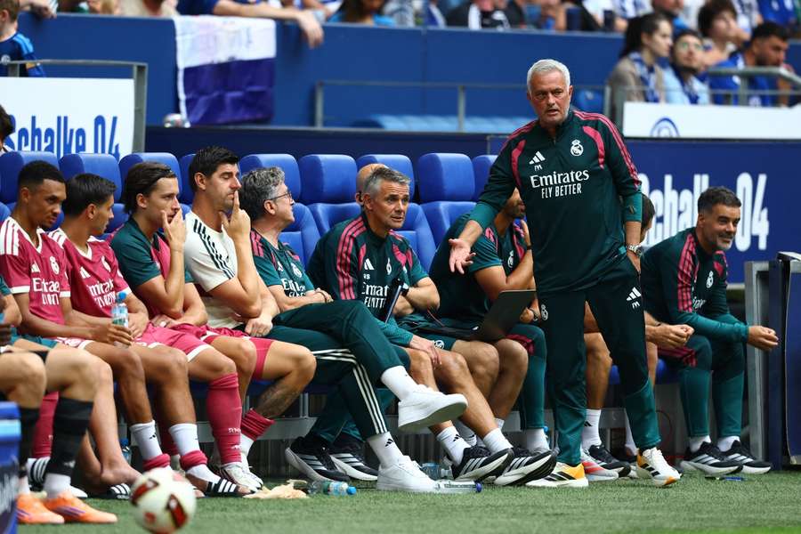 José Mourinho José Mourinho