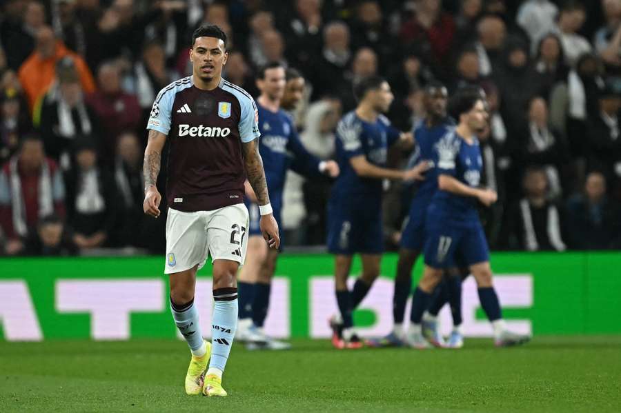 Aston Villa postraszyła PSG, ale nie było niespodzianki. Całe spotkanie Casha