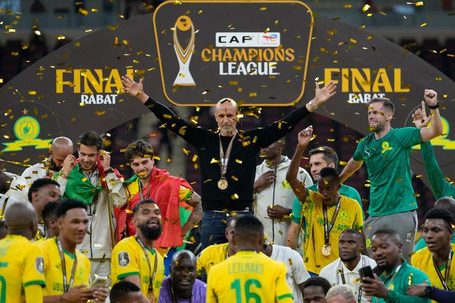 Miguel Cardoso conquistou a Liga dos Campeões africana Miguel Cardoso conquistou a Liga dos Campeões africana