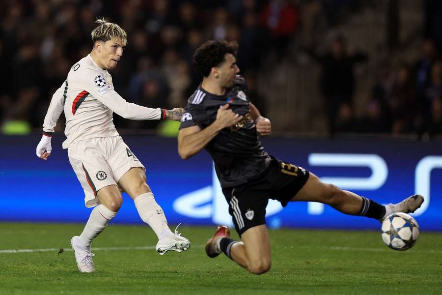 Alejandro Garnacho, marcando el segundo gol del Chelsea Alejandro Garnacho, marcando el segundo gol del Chelsea