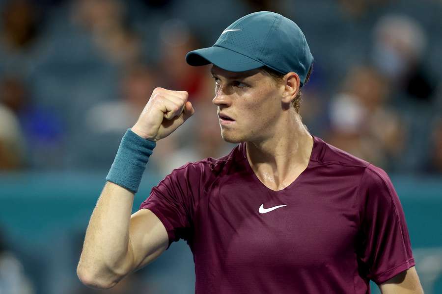 Nadal vence duelo espanhol contra Alcaraz e vai enfrentar Fritz na final em  Indian Wells, tênis